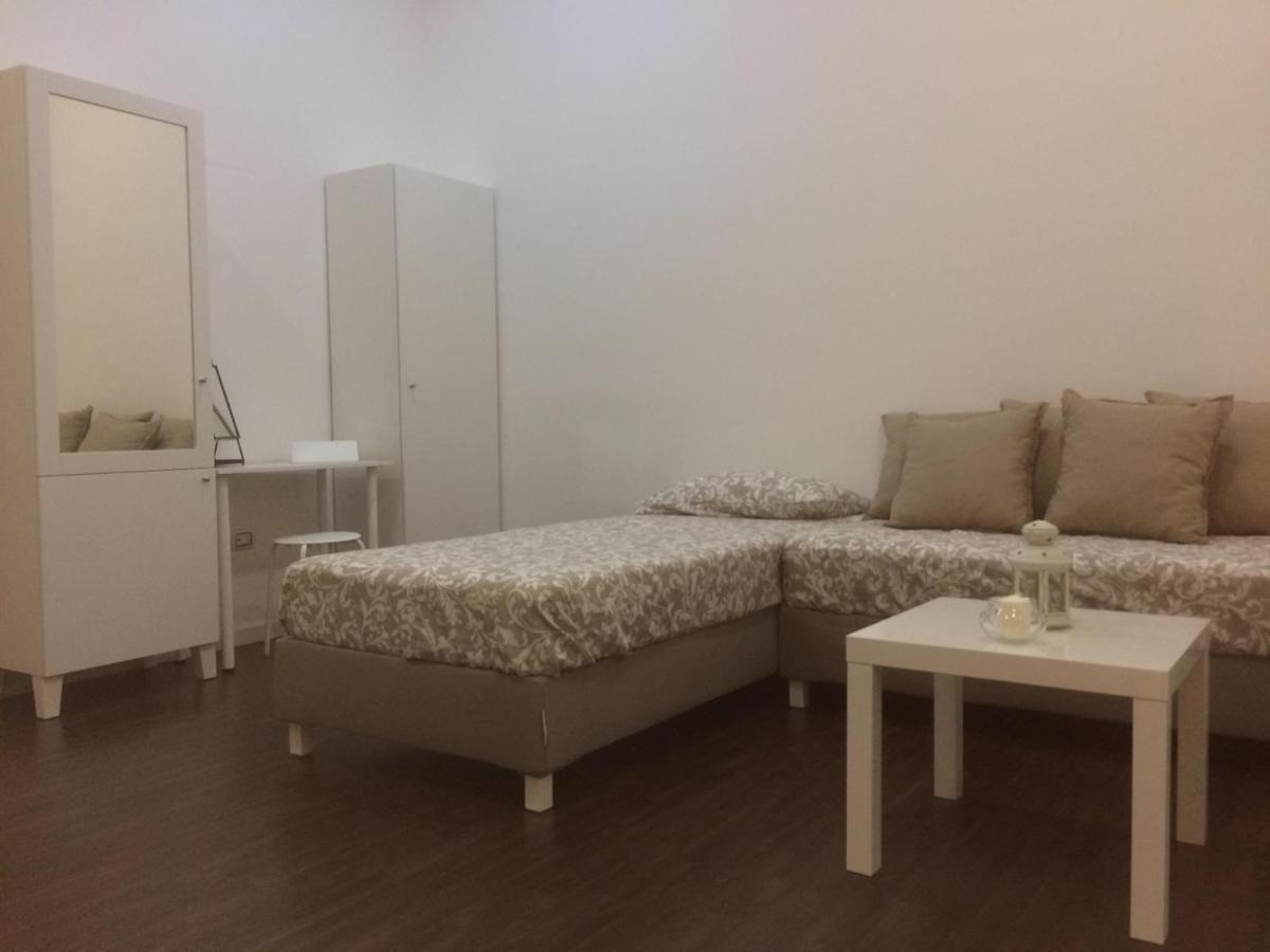 Apartament Piazza Carita' Centro Storico Neapol Zewnętrze zdjęcie