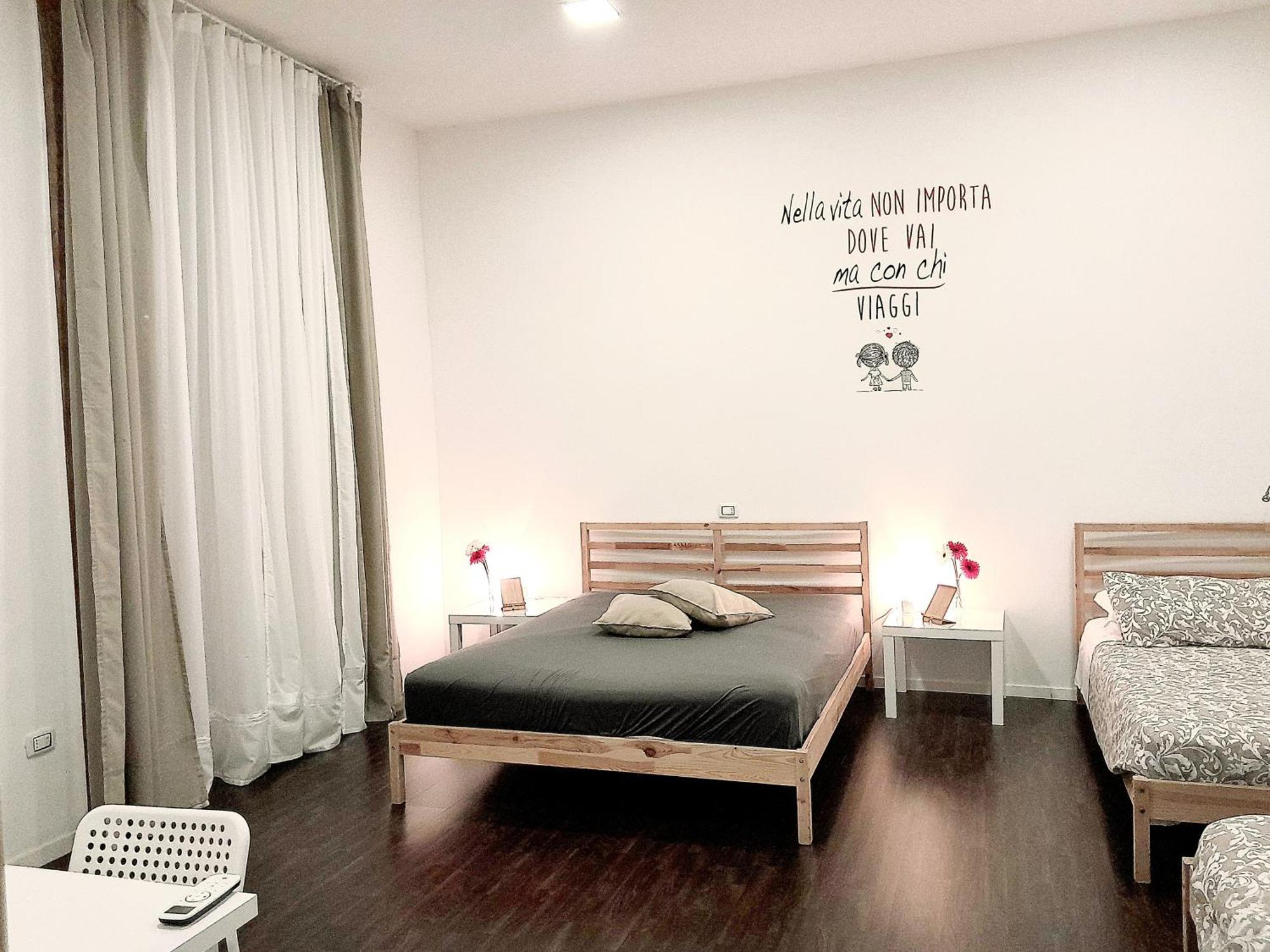 Apartament Piazza Carita' Centro Storico Neapol Pokój zdjęcie