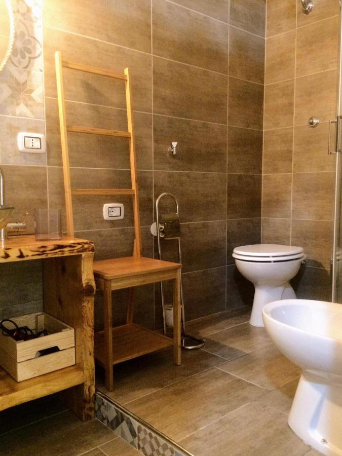 Apartament Piazza Carita' Centro Storico Neapol Zewnętrze zdjęcie