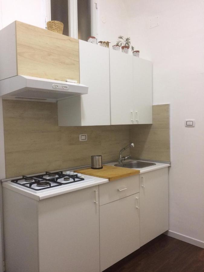 Apartament Piazza Carita' Centro Storico Neapol Zewnętrze zdjęcie